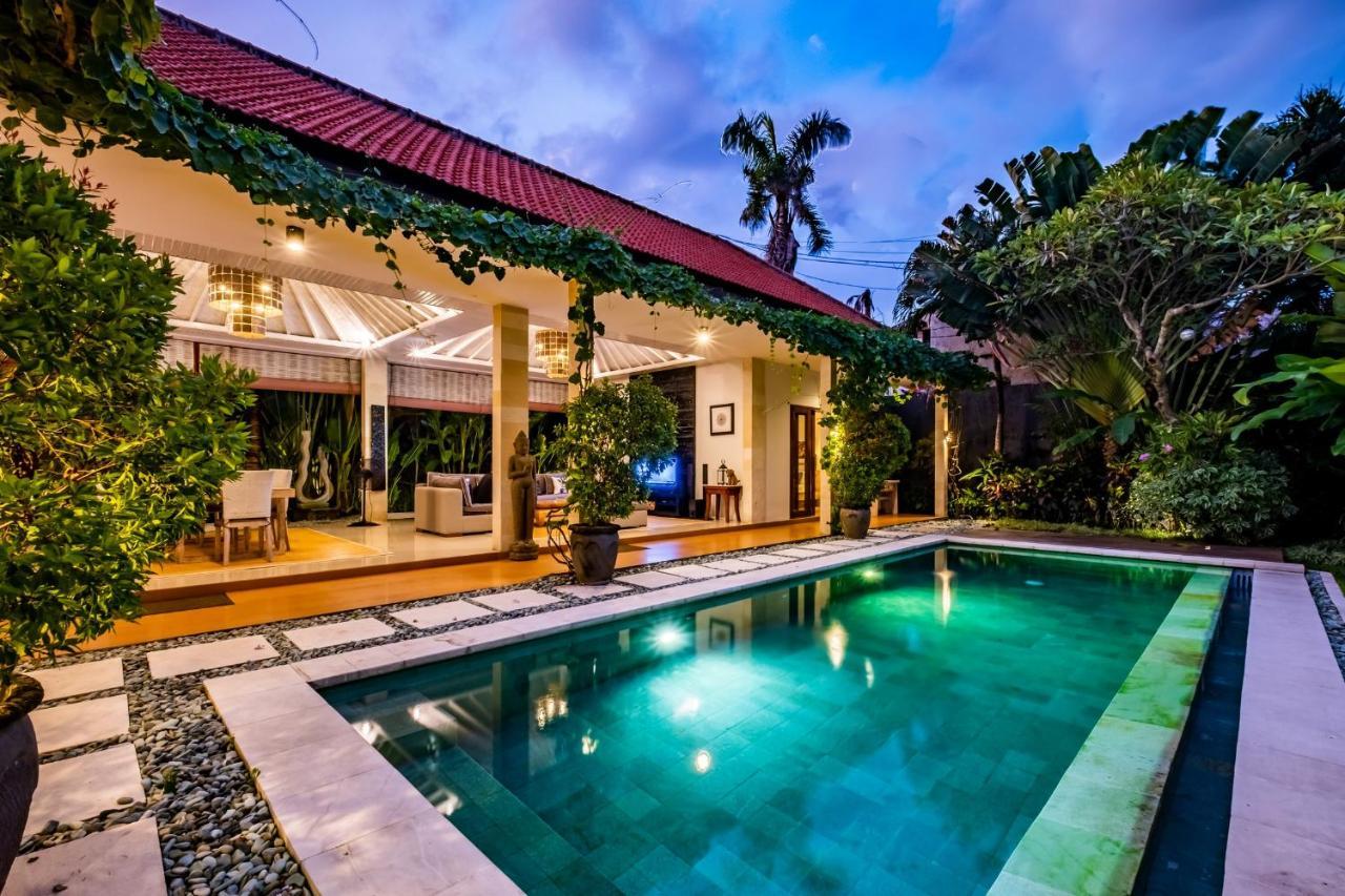 Central Seminyak Villa Martini Eksteriør billede