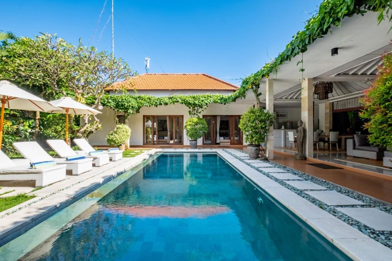 Central Seminyak Villa Martini Eksteriør billede